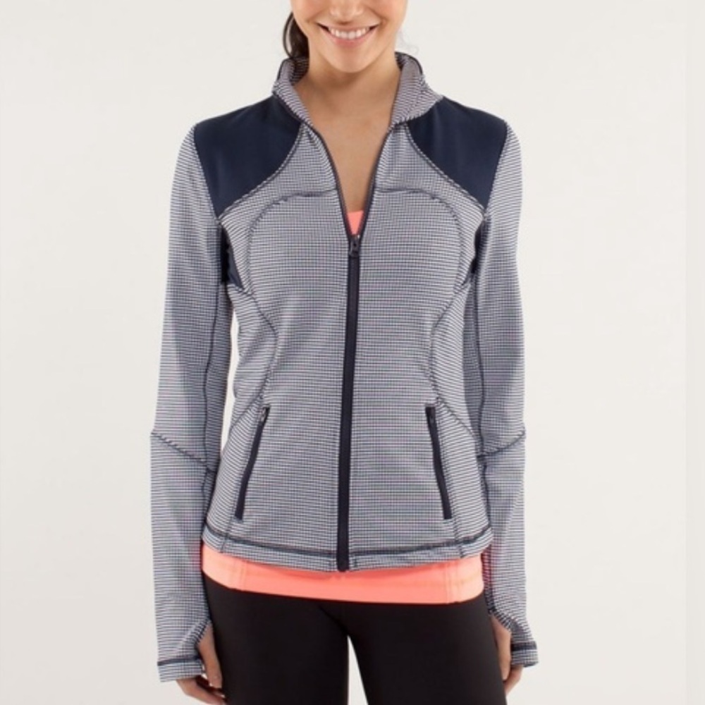 Lululemon womens Forme Full zip Navy gingham jacket 6